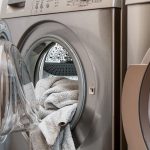 Cum să scapăm de mirosul neplăcut al mașinii de spălat?
