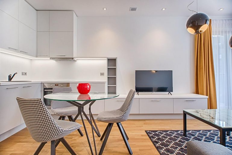 Vindeți o casă sau un apartament