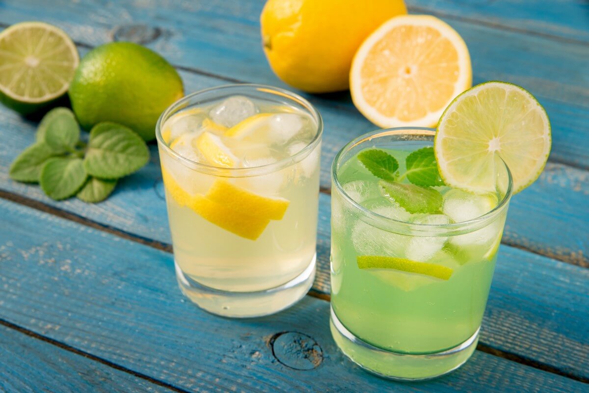 Voda s citrónom má svoje miesto v zdravom životnom štýle