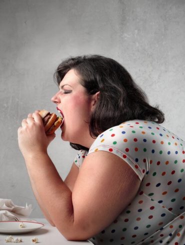 5 motive pentru care ne supraalimentăm
