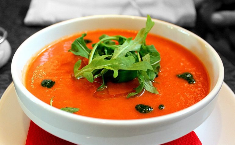 REȚETĂ: Supa de tomate 3x diferit