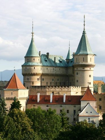 Tippek 4 szlovákiai várra és kastélyra
