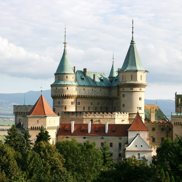 Tippek 4 szlovákiai várra és kastélyra