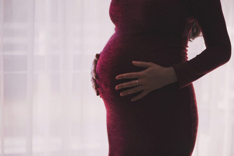 8 lucruri de care ar trebui să uitați în timpul concediului de maternitate