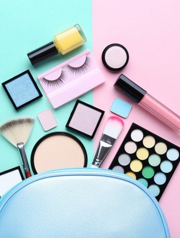 toto všetko ukrýva vaša kozmetická taštička