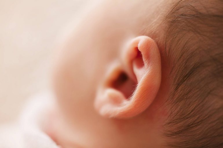 Ako správne deťom (aj dospelým) čistiť uši?