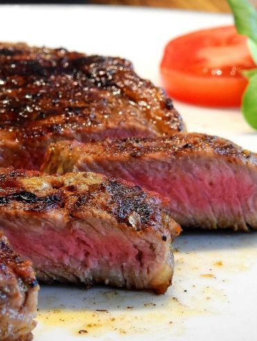 Steak rostélyosból eszpresszó-csili öntetben