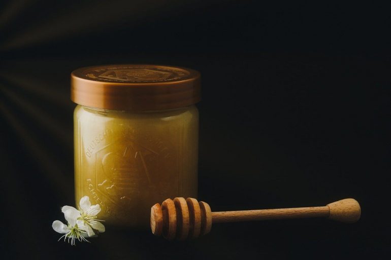 Cum să topiți mierea cristalizată