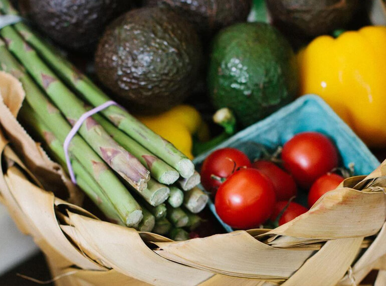 Ce fructe și legume alegem să mâncăm în sezonul rece?