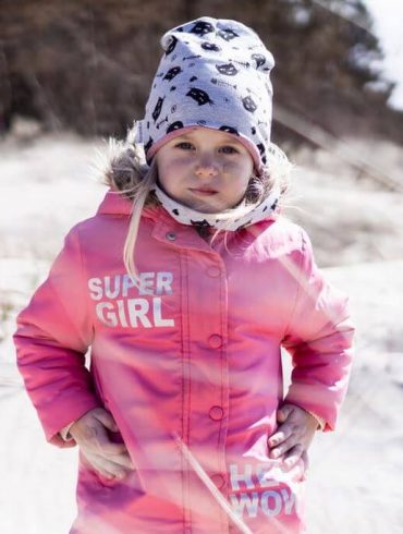 Cât de gros îmbrăcăm copilul în sezonul rece?