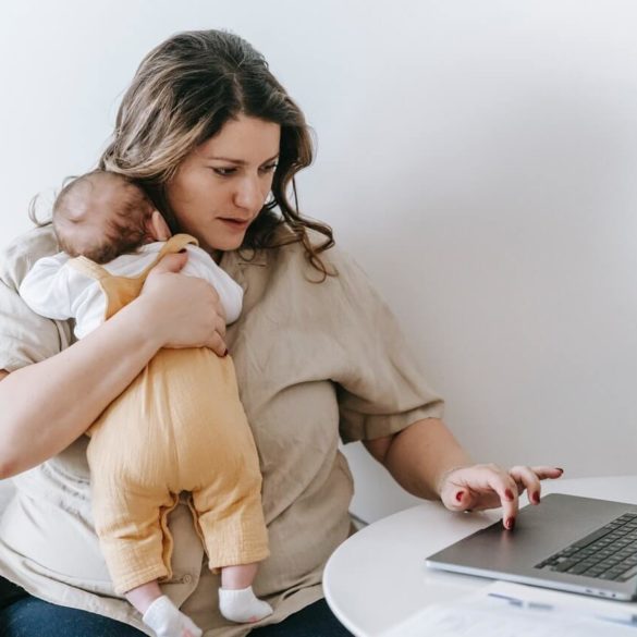 Prečo mama-multitasking nefunguje a ako škodí